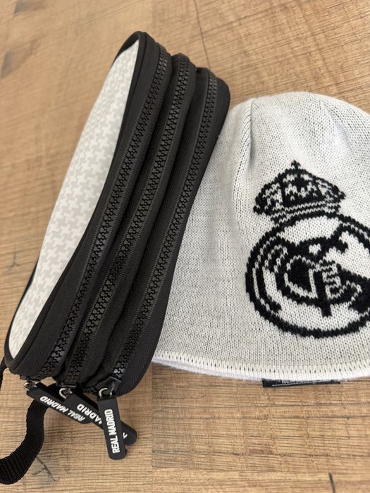 Двулицева шапка и несесер Реал Мадрид