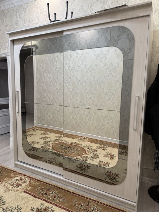 Продам шкаф купе