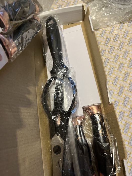 Продам набор ножей