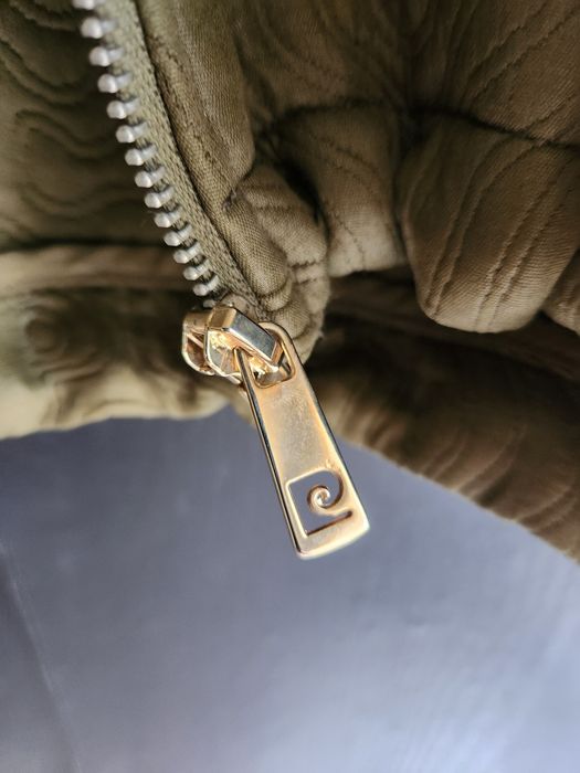 Костюмче Pierre Cardin