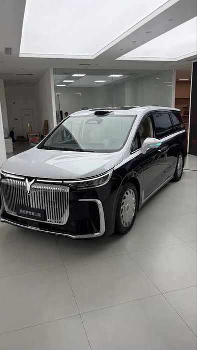 Voyah Dreamer Vip Class boshlang'ich 36000$ to'lov bilan