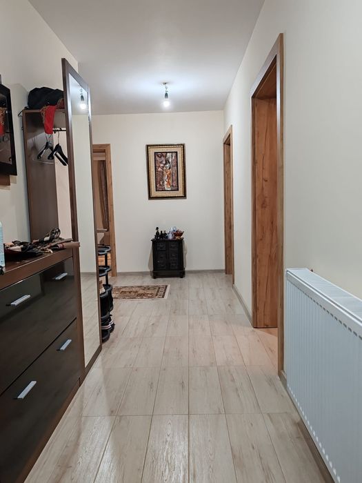 Casă de vânzare Cazasu