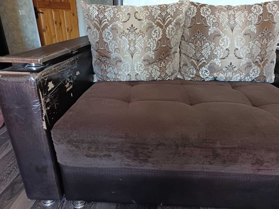 Продам Уголок отдыха 3ка