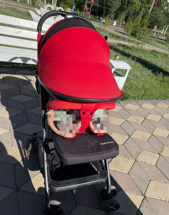 Өте жеңіл коляска сатылады