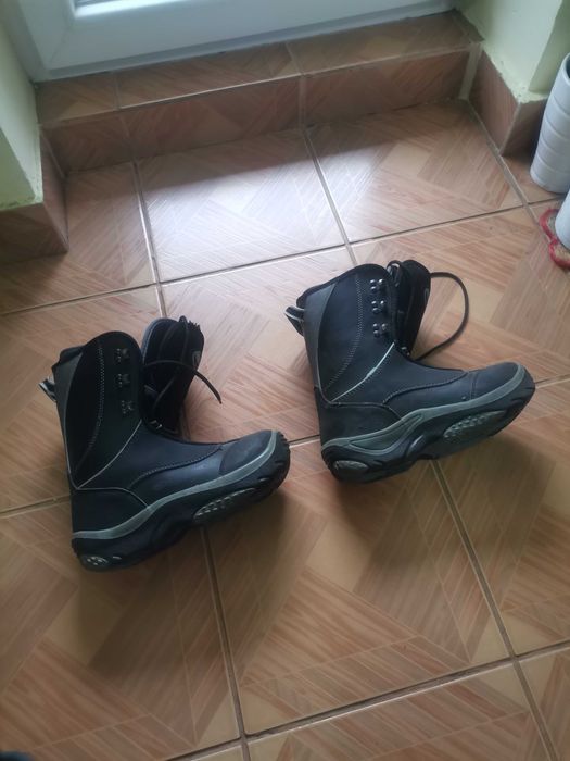 Vand placa Oxygen 120 cm cu legaturi si boots Escape marimea 37
