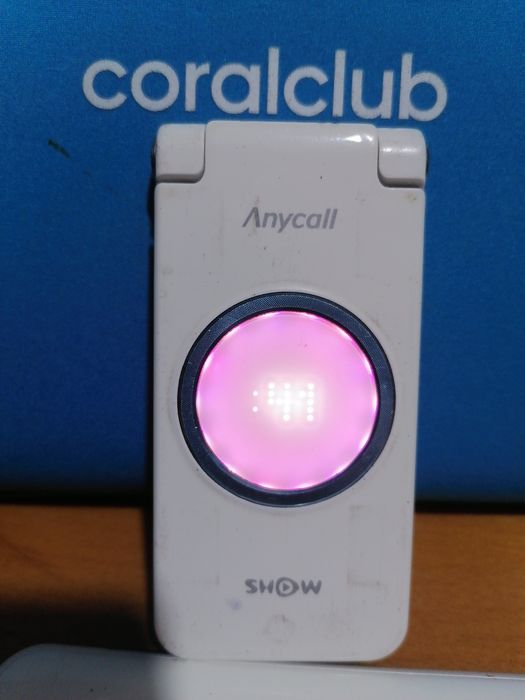 Продаеться телефон Anycall модель SCH-W830 от компании Samsung