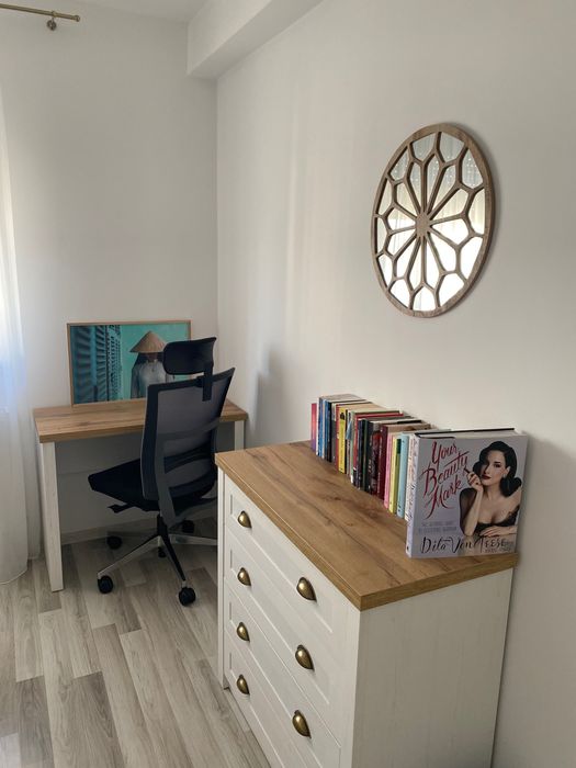 Vand apartament cu doua camere situat intr-una dintre cele mai frumoase zone din Alba Iulia cu loc de parcare suprateran inclus