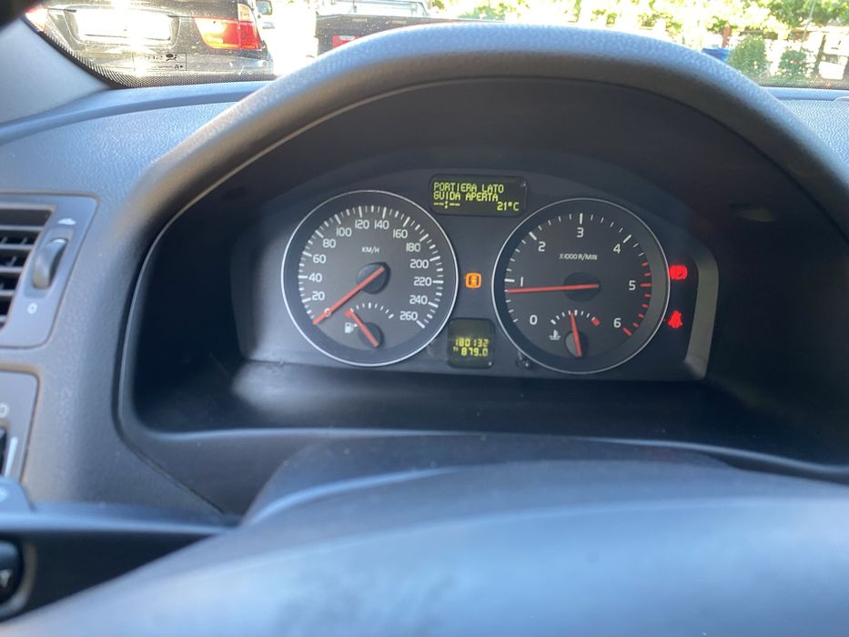 Волво в50 на части