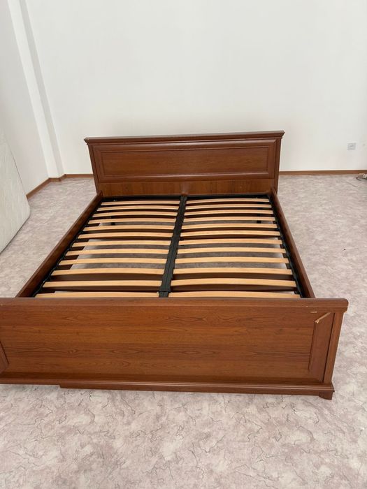 Продается кровать