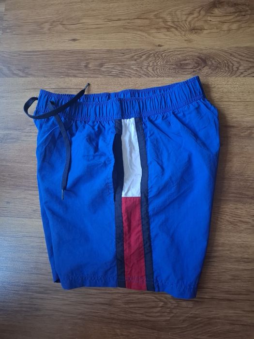 Tommy Hilfiger мъжки бански S размер.