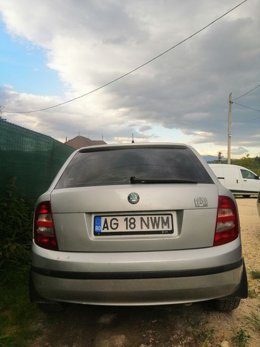 Vând Skoda Fabia 1.4i