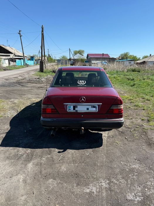 Продам мерс 124