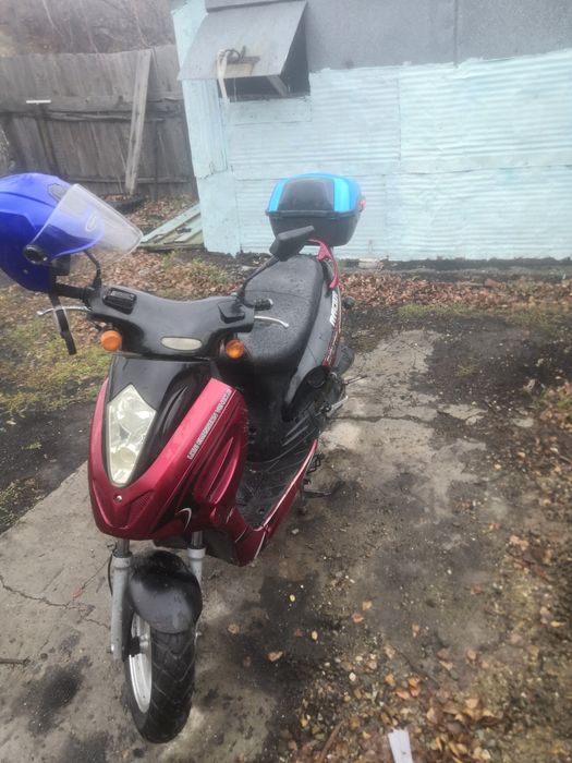 Скутер racer sagita