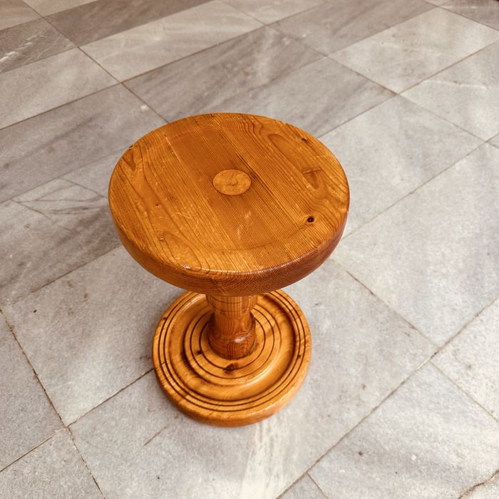 Шведско дървено столче от масив