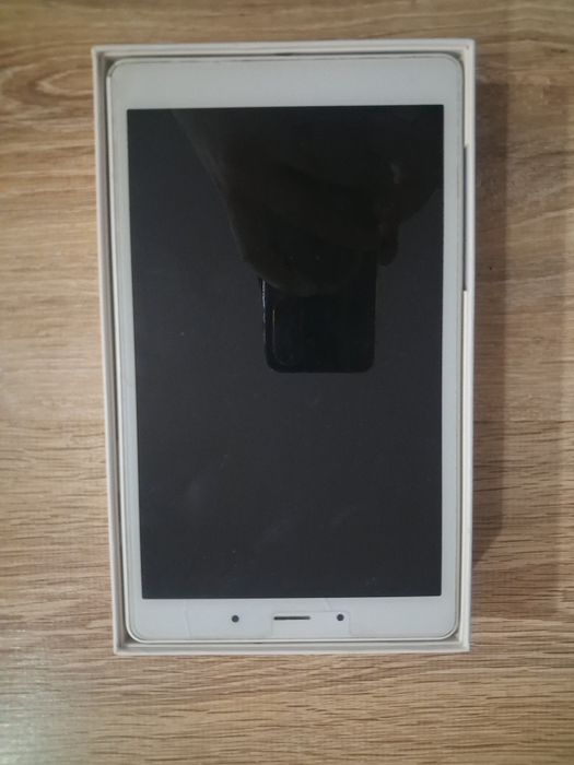 Планшет Samsung TAB A