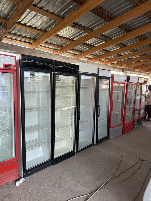 Витринныйе холодильники