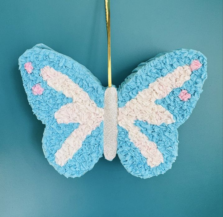 Пинята пеперуда