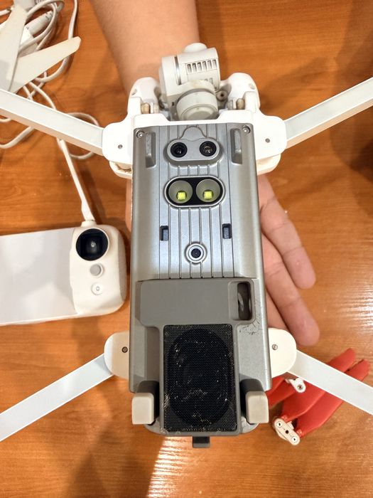 Продам дрон Xiomi X8se