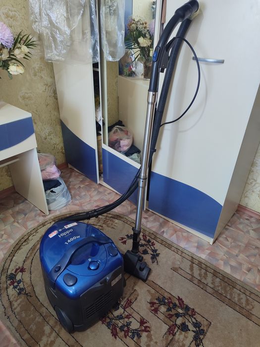 Продам моющий пылесос