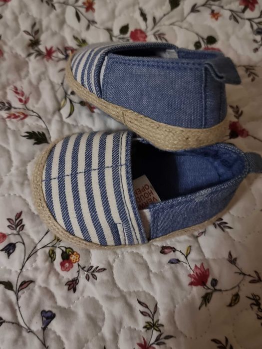 Бебешки обувчета (еспадрилки) 14/15 номер + подарък