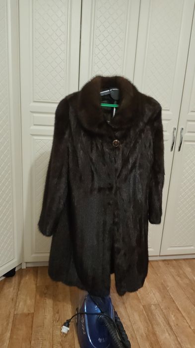 Продам норковую шубу