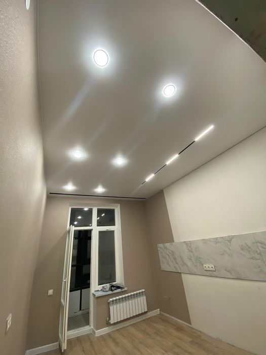 Натяжные потолки/ софиты в подарок