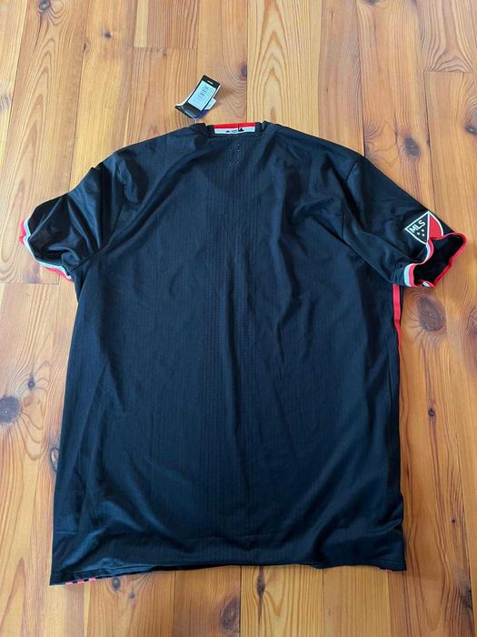 Tricouri fotbal noi MLS Adidas. D.C. United si Atlanta United