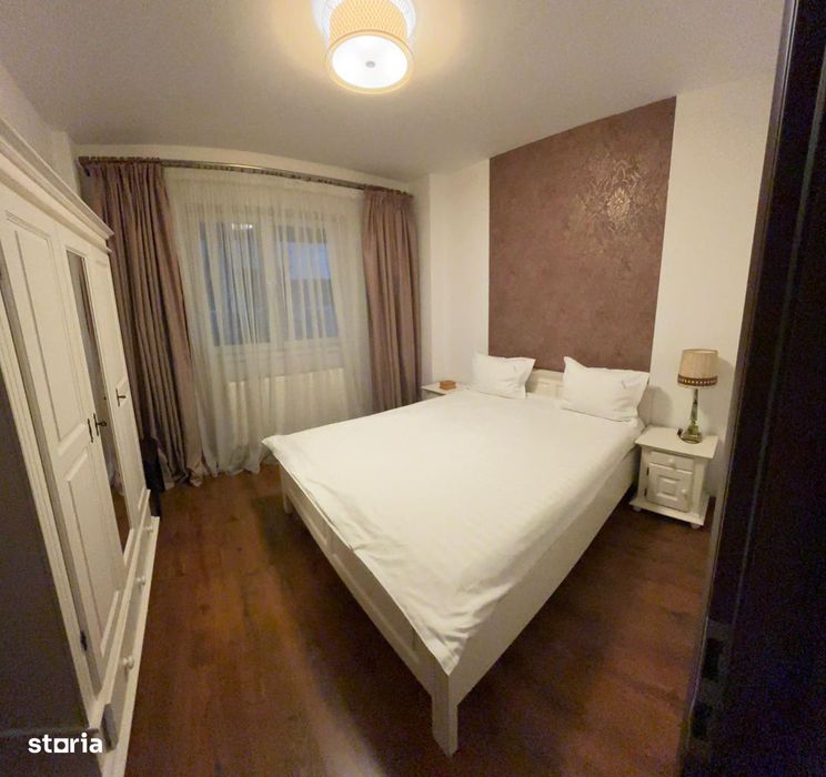 Apartament 3 camere curte proprie cadastrata 280 mp