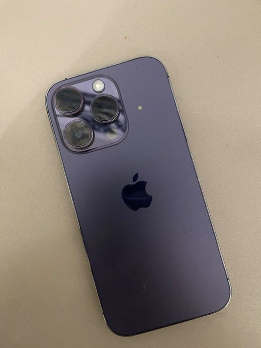 Apple iPhone 14-pro