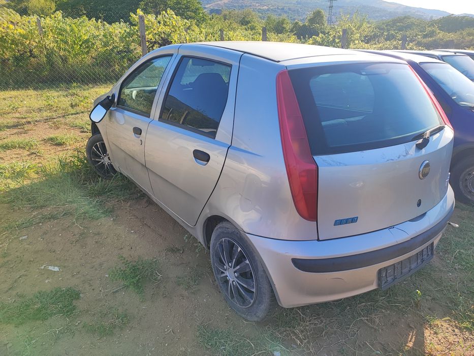 Fiat Punto 1.2 НА ЧАСТИ