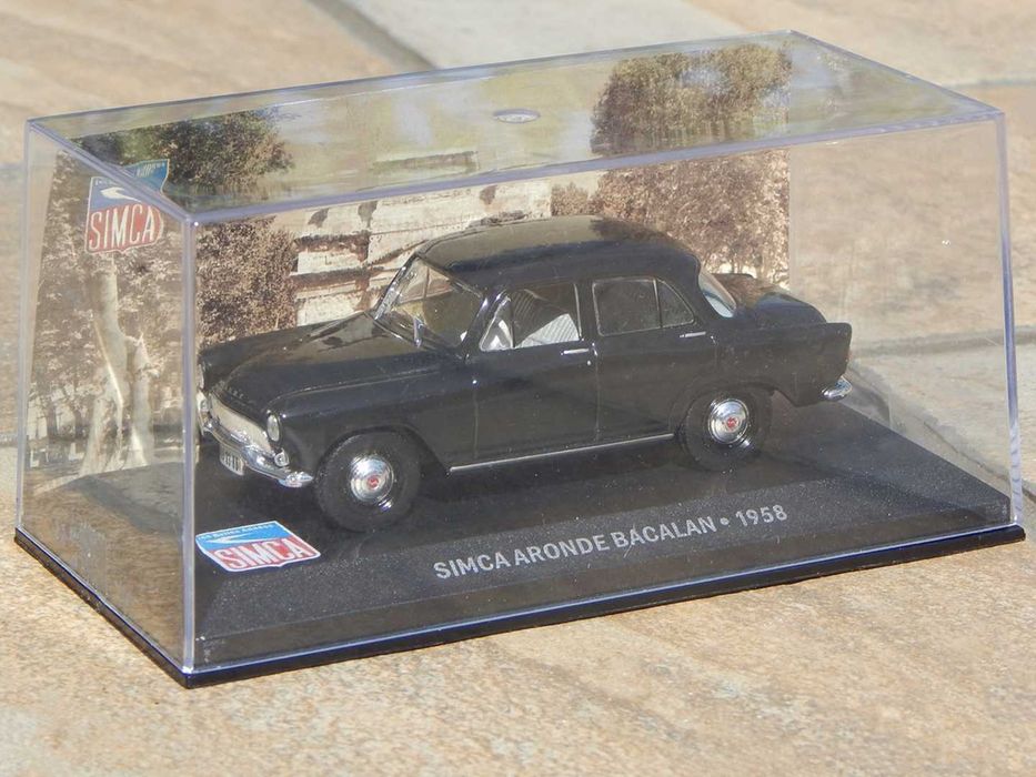 Macheta Simca Aronde P60 Bacalan 1958 1:43 cu ambalaj
