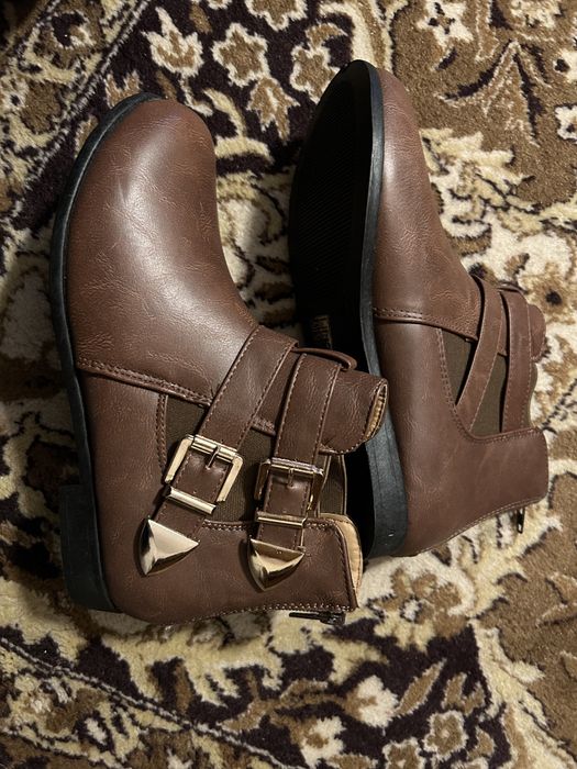 Дамски обувки