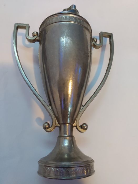 Bricheta unicat, tip cupa de fotbal, reincarcabila, functionabila