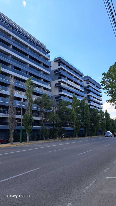 Inchiriez apartament Mamaia zona Rex
