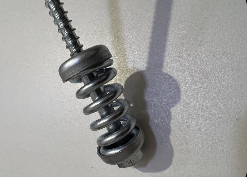 Пружинный узел для дерева