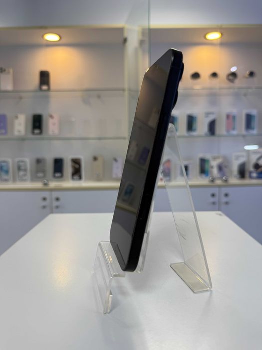 iPhone 16 Pro Max, Varianta E-SIM, 256GB, Negru, Stare Buna