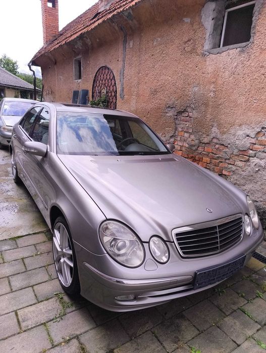 Mercedes Benz E 220