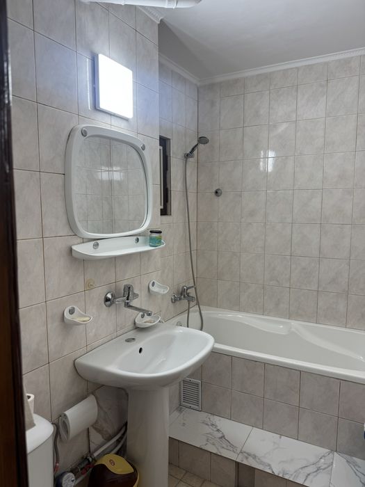 Inchiriez Garsoniera 47 mp