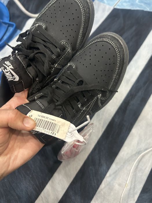Кроссовки 36р подростковые Nike оригинал
