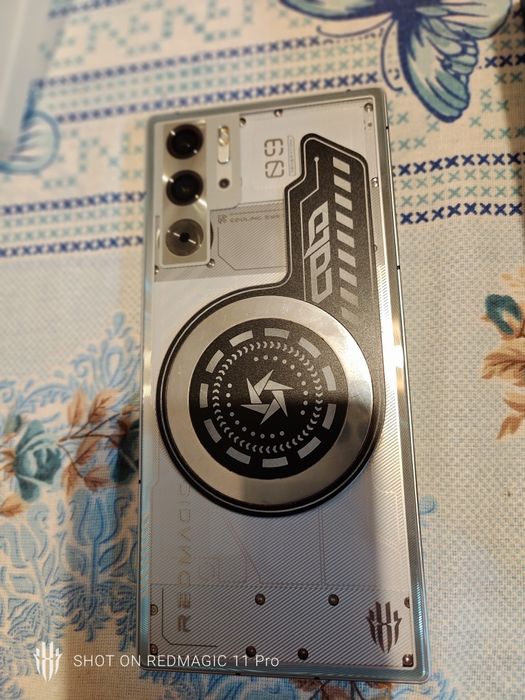 Nubia RedMagic 9 pro 16gb  512gb.