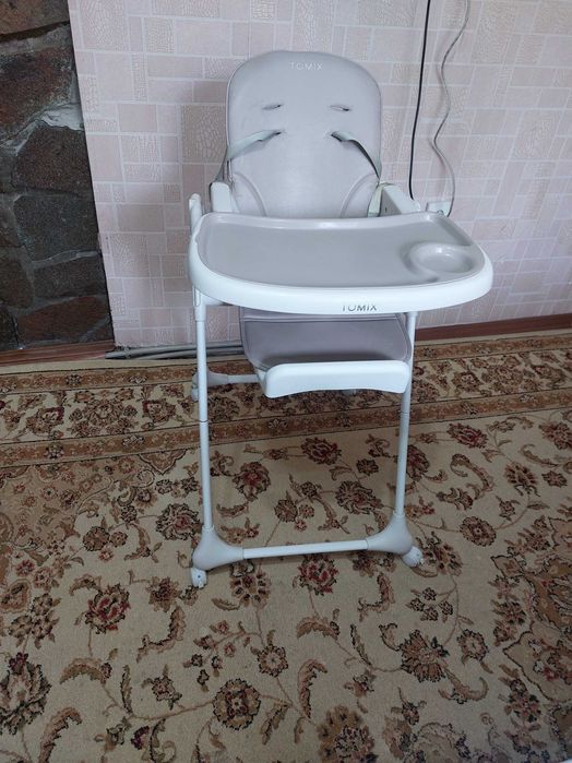 Продам стул для кормления
