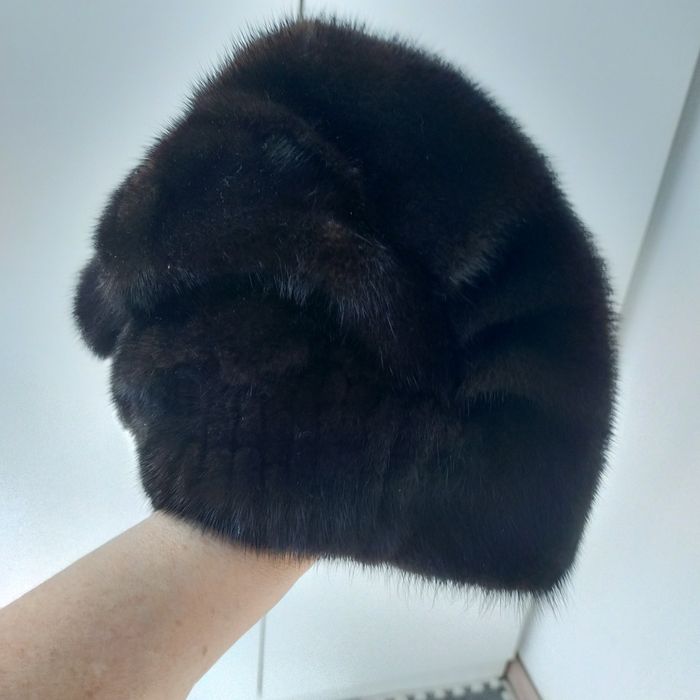 Норковая женская шапка