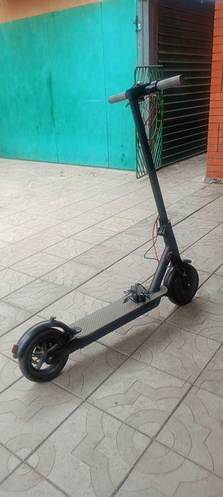 Продам электросамокат Micmax