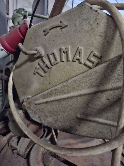 Tăietor metale 380 și mașină de gaurit