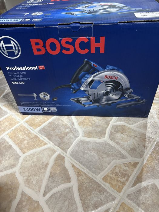 Продавам чисто нов ръчен циркуляр”Bosch”1400W