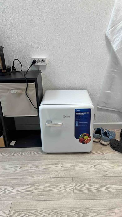 Мини-холодильник Midea экономичный + Доставкай