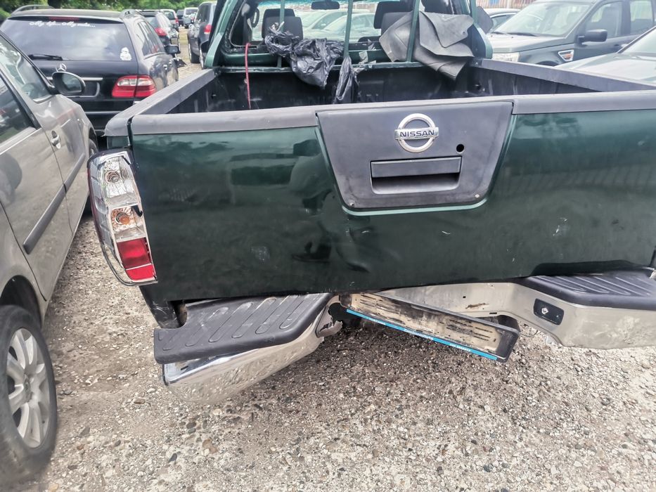 Nissan navara 2.5dci yd25 171кс за части внос Италия