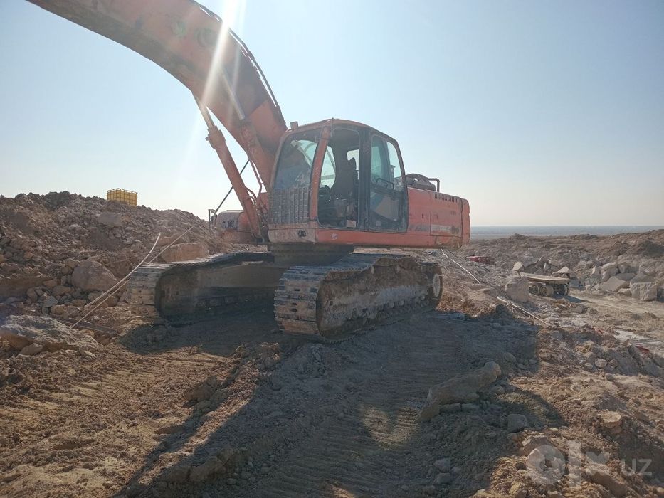 Ekskavator "DX 420LC"