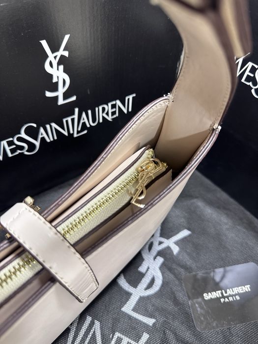 Geantă/Poșetă YSL Yves Saint Laurent Le 5 a 7 Crem 25x15x7cm
