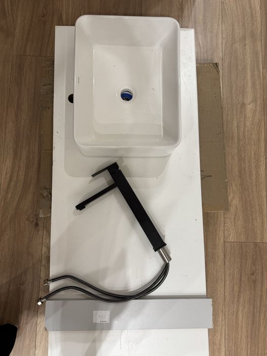 Сместитель и раковина